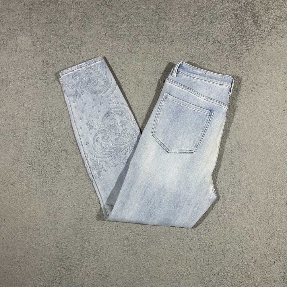 Soft Surroundings Light Wash Denim Floral Embroidered Jeans Size 12 #2467